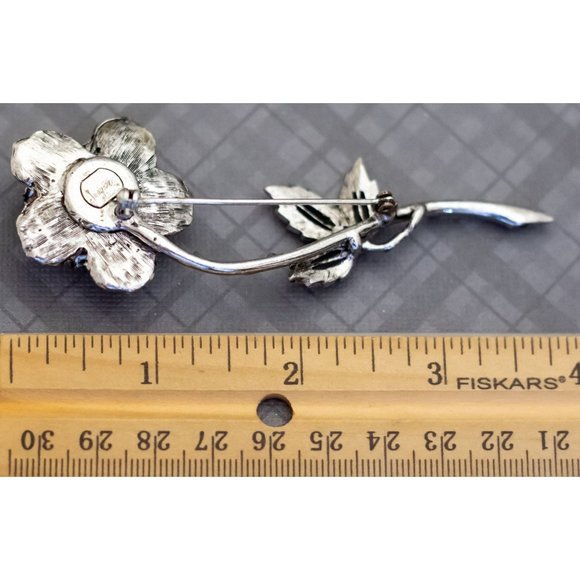 Vintage Art Nouveau Romantic Silver Tone Rose Brooch by Judy Lee - G47 - Picture 3 of 3